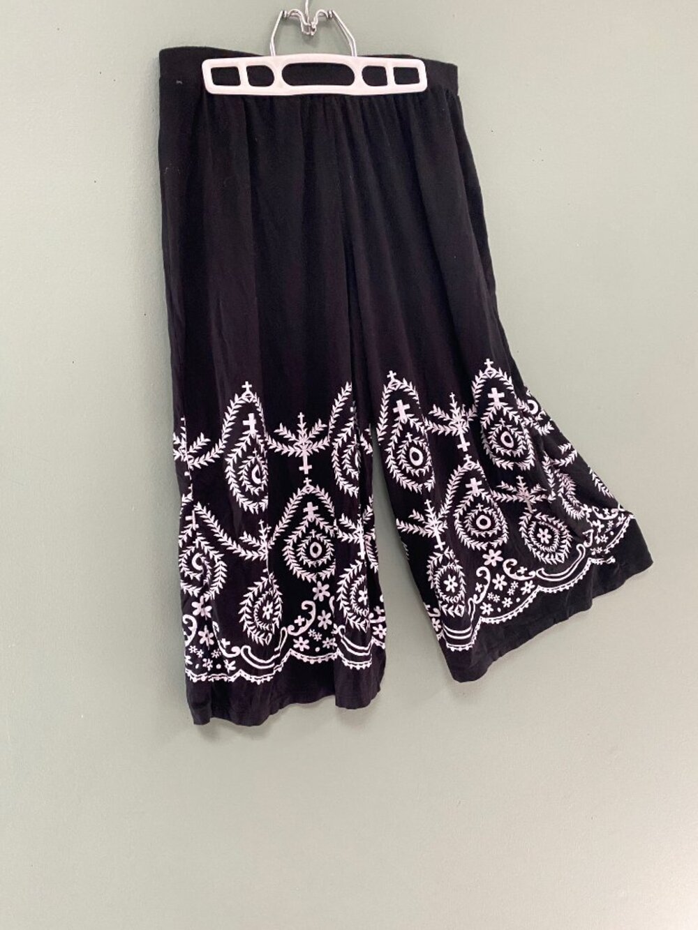 Black wide-leg pants or culottes  looks like a skirt bohemian style Size Med./Lg